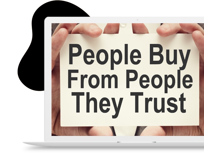 laptop-trust Laptop mit Grafik der eine steigende Traffic Kurve zeigt
