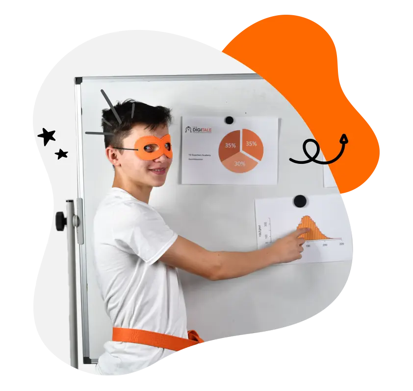 the-digitale-gmbh-muenchen-webinar-1on1-textimage-webinarinfos Junge mit orangefarbener Maske zeigt auf ein Diagramm an einem Whiteboard, lächelt und trägt ein weißes T-Shirt mit passendem Gürtel.