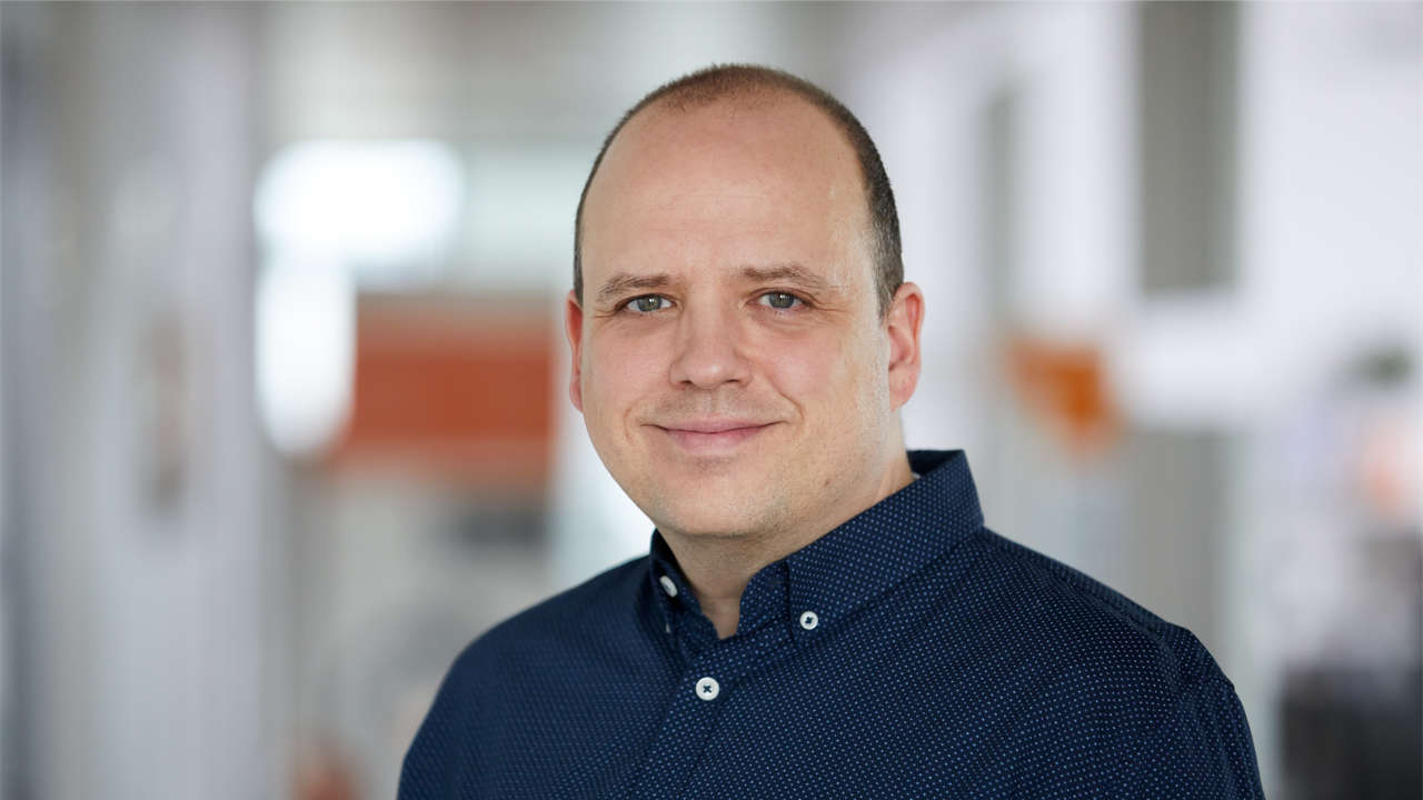 the-digitale-gmbh_mitarbeiter_peter-bilz-wohlgemuth_quer Portrait von The Digitale COO Peter Bilz-Wohlgemuth