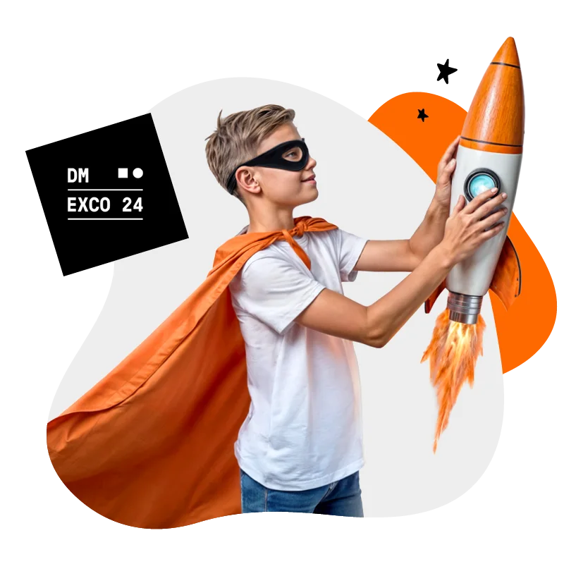 Hero Kid hält startende Rakete in den Händen